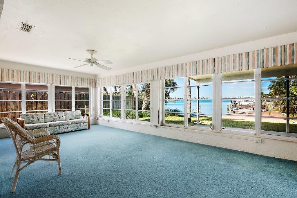 651 64TH AVENUE, ST PETE BEACH, Florida 33706, 3 Bedrooms Bedrooms, 5 Rooms Rooms,2 BathroomsBathrooms,Residential,For sale,64TH,U7844479