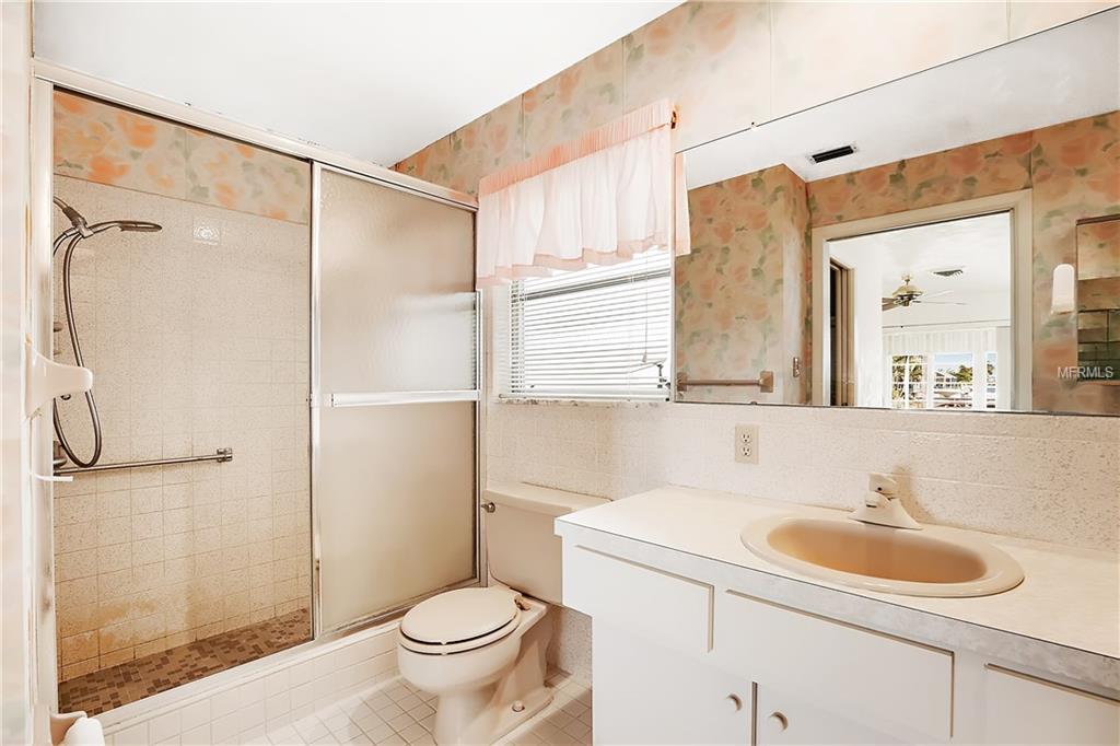 651 64TH AVENUE, ST PETE BEACH, Florida 33706, 3 Bedrooms Bedrooms, 5 Rooms Rooms,2 BathroomsBathrooms,Residential,For sale,64TH,U7844479