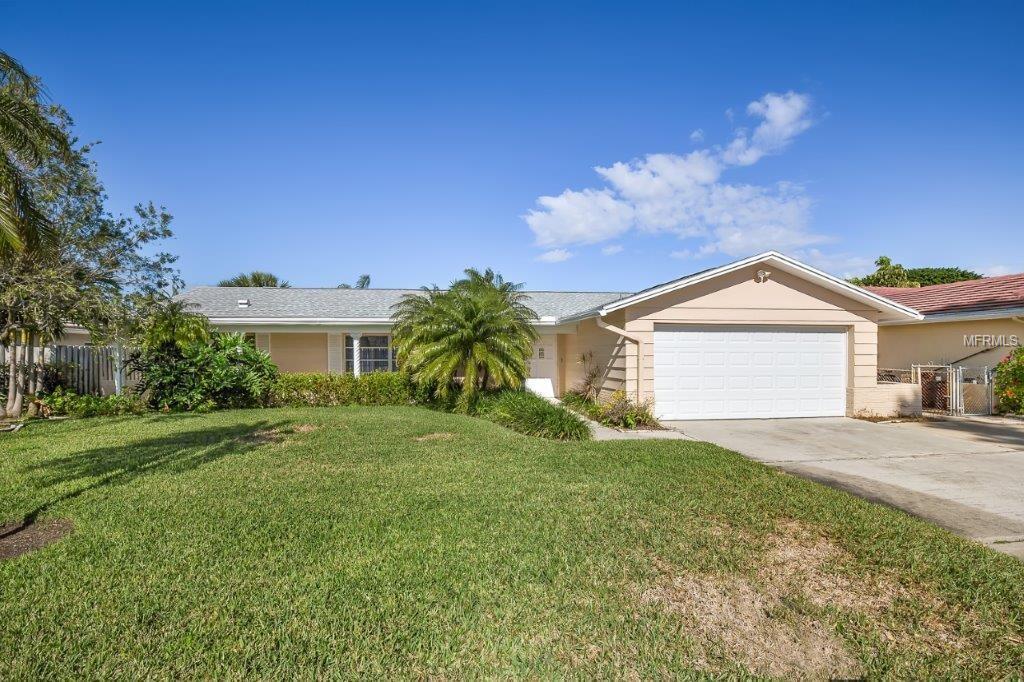 651 64TH AVENUE, ST PETE BEACH, Florida 33706, 3 Bedrooms Bedrooms, 5 Rooms Rooms,2 BathroomsBathrooms,Residential,For sale,64TH,U7844479