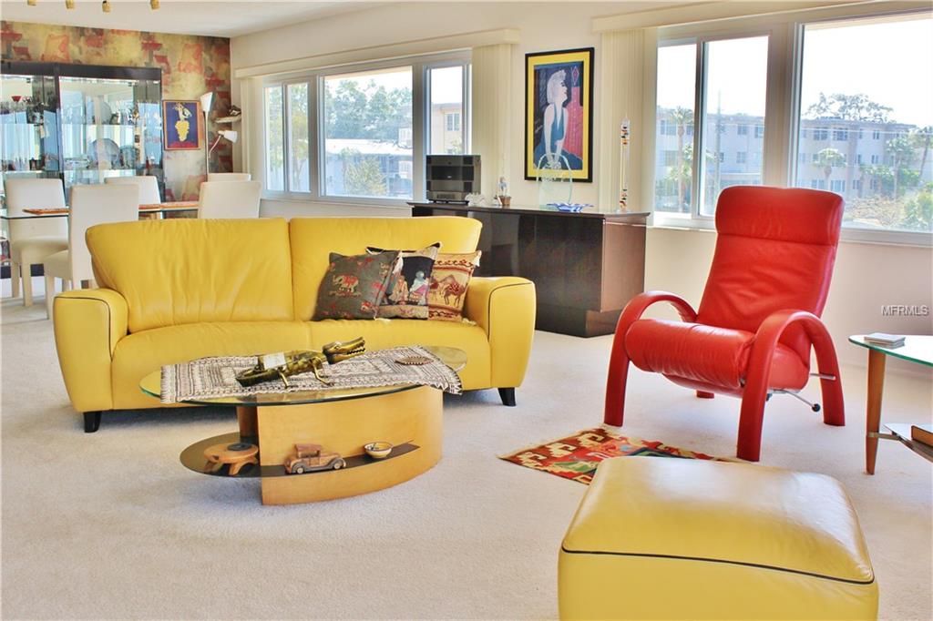 100 BLUFF VIEW DRIVE, BELLEAIR BLUFFS, Florida 33770, 2 Bedrooms Bedrooms, 5 Rooms Rooms,2 BathroomsBathrooms,Residential,For sale,BLUFF VIEW,U7845057