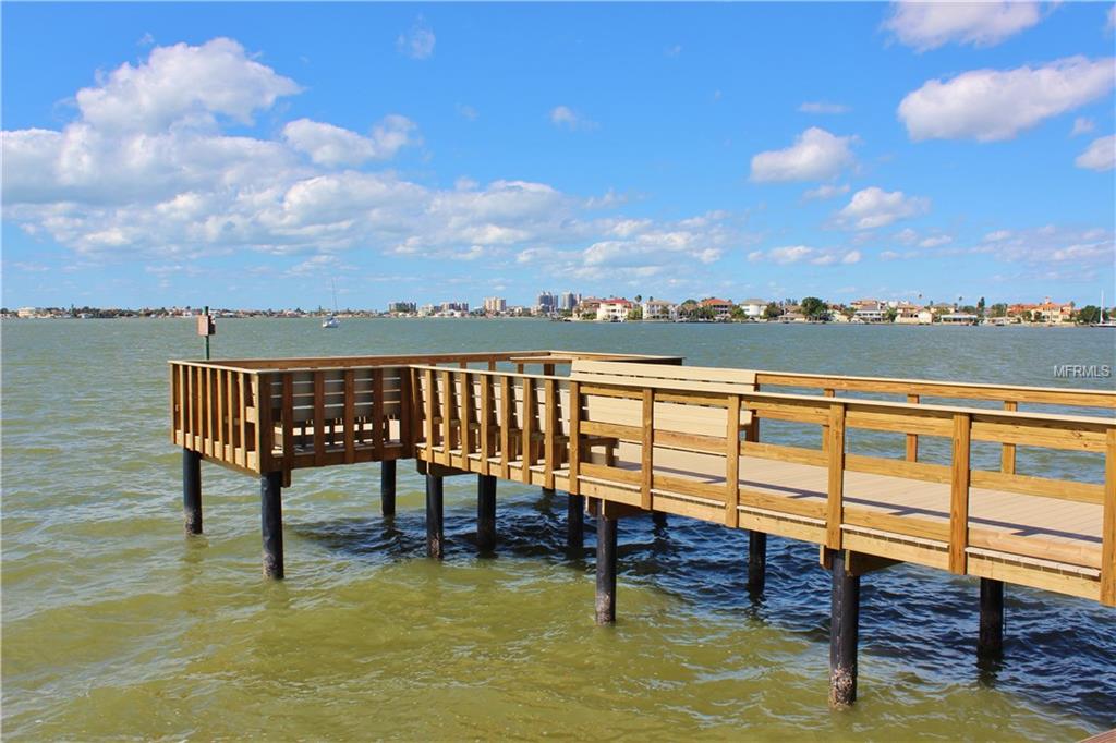 100 BLUFF VIEW DRIVE, BELLEAIR BLUFFS, Florida 33770, 2 Bedrooms Bedrooms, 5 Rooms Rooms,2 BathroomsBathrooms,Residential,For sale,BLUFF VIEW,U7845057