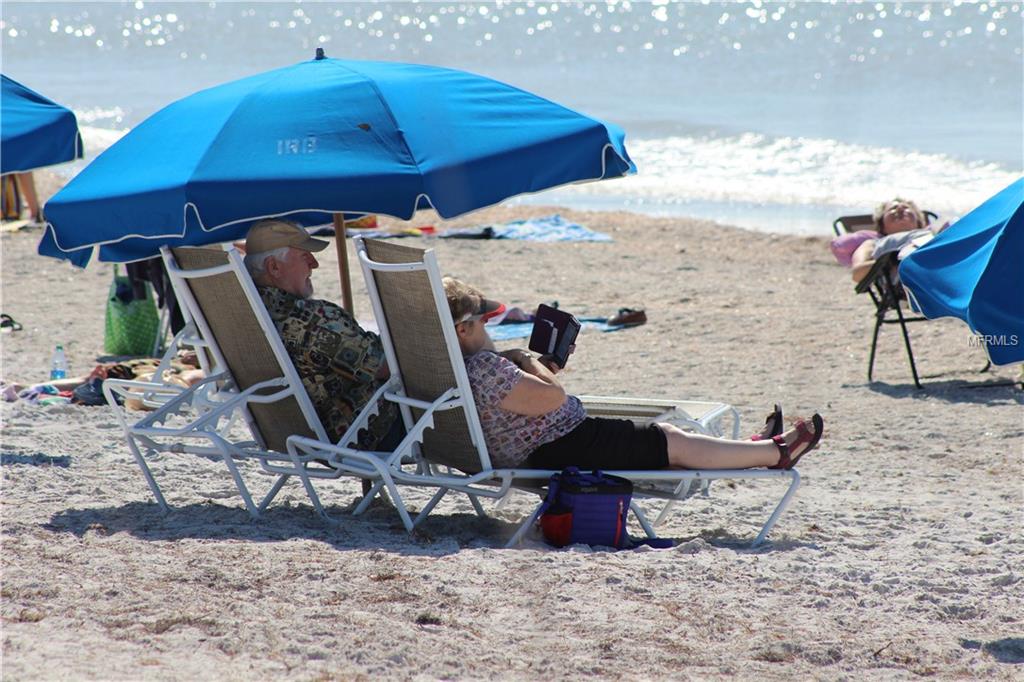 100 BLUFF VIEW DRIVE, BELLEAIR BLUFFS, Florida 33770, 2 Bedrooms Bedrooms, 5 Rooms Rooms,2 BathroomsBathrooms,Residential,For sale,BLUFF VIEW,U7845057