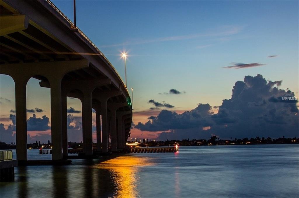 100 BLUFF VIEW DRIVE, BELLEAIR BLUFFS, Florida 33770, 2 Bedrooms Bedrooms, 5 Rooms Rooms,2 BathroomsBathrooms,Residential,For sale,BLUFF VIEW,U7845057