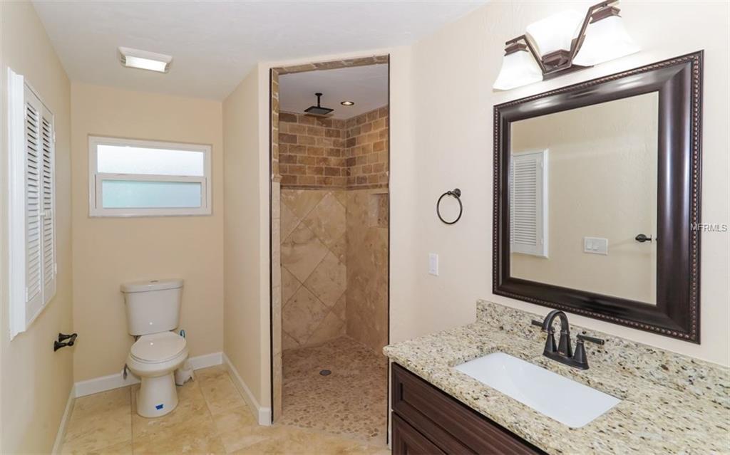 6738 ROXBURY DRIVE, SARASOTA, Florida 34231, 3 Bedrooms Bedrooms, 5 Rooms Rooms,2 BathroomsBathrooms,Residential,For sale,ROXBURY,A4208811