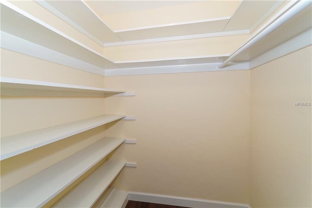 6738 ROXBURY DRIVE, SARASOTA, Florida 34231, 3 Bedrooms Bedrooms, 5 Rooms Rooms,2 BathroomsBathrooms,Residential,For sale,ROXBURY,A4208811