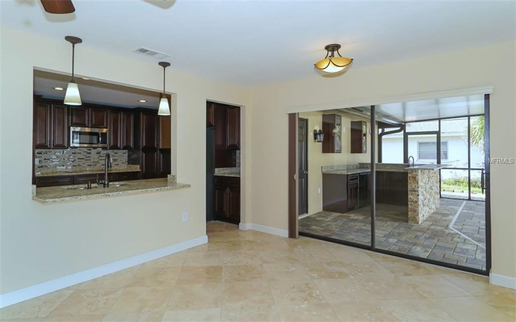 6738 ROXBURY DRIVE, SARASOTA, Florida 34231, 3 Bedrooms Bedrooms, 5 Rooms Rooms,2 BathroomsBathrooms,Residential,For sale,ROXBURY,A4208811