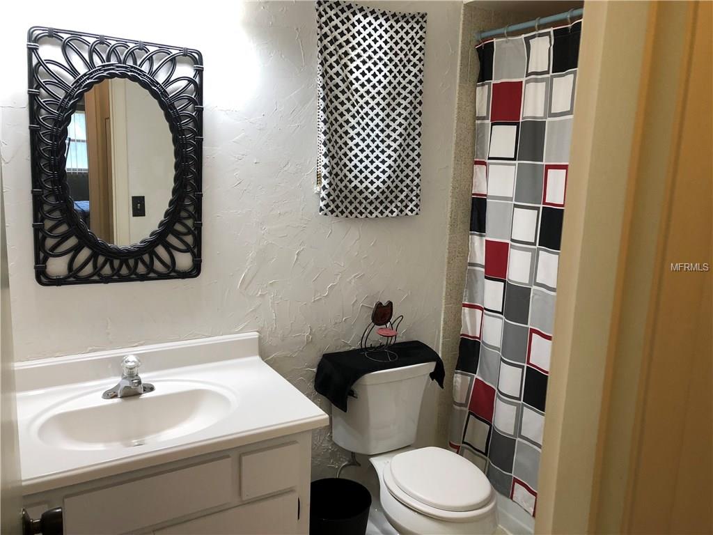 2875 SWIFTON DRIVE, SARASOTA, Florida 34231, 1 Bedroom Bedrooms, 3 Rooms Rooms,1 BathroomBathrooms,Residential,For sale,SWIFTON,A4209729