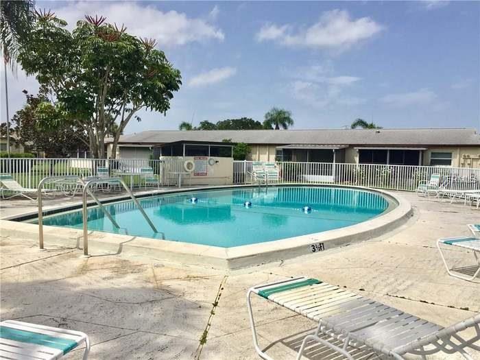 2875 SWIFTON DRIVE, SARASOTA, Florida 34231, 1 Bedroom Bedrooms, 3 Rooms Rooms,1 BathroomBathrooms,Residential,For sale,SWIFTON,A4209729