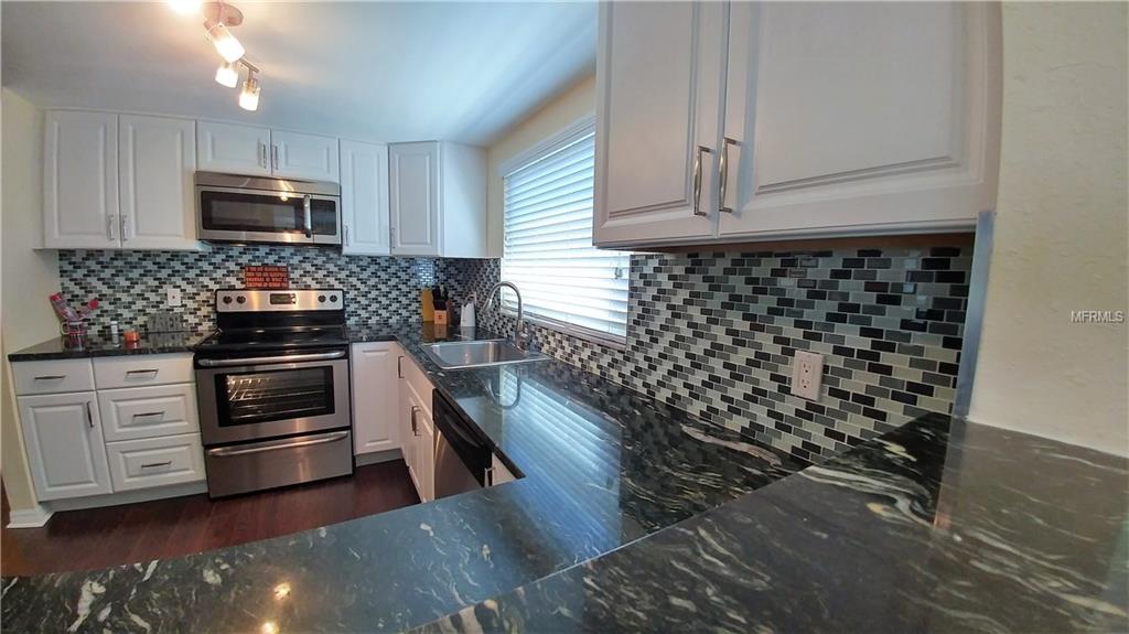 9201 CHATAM LANE, PORT RICHEY, Florida 34668, 3 Bedrooms Bedrooms, 6 Rooms Rooms,2 BathroomsBathrooms,Residential,For sale,CHATAM,T2928281