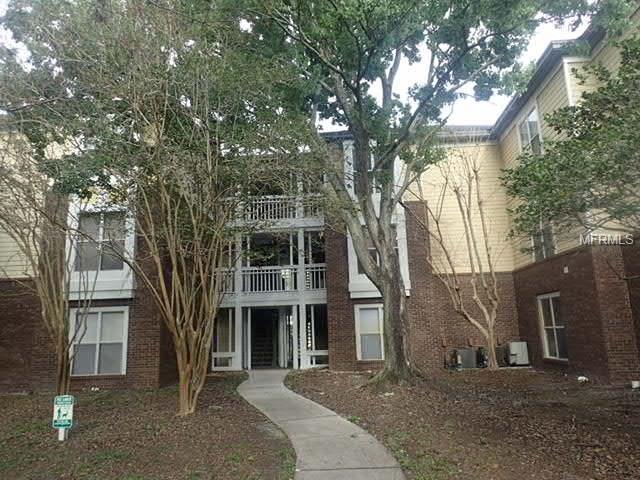 10020 STRAFFORD OAK COURT, TAMPA, Florida 33624, 2 Bedrooms Bedrooms, 4 Rooms Rooms,2 BathroomsBathrooms,Residential,For sale,STRAFFORD OAK,T2928414