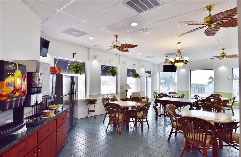 8600 RIDGEWOOD AVENUE, CAPE CANAVERAL, Florida 32920, 1 Bedroom Bedrooms, 3 Rooms Rooms,1 BathroomBathrooms,Residential,For sale,RIDGEWOOD,O5561913