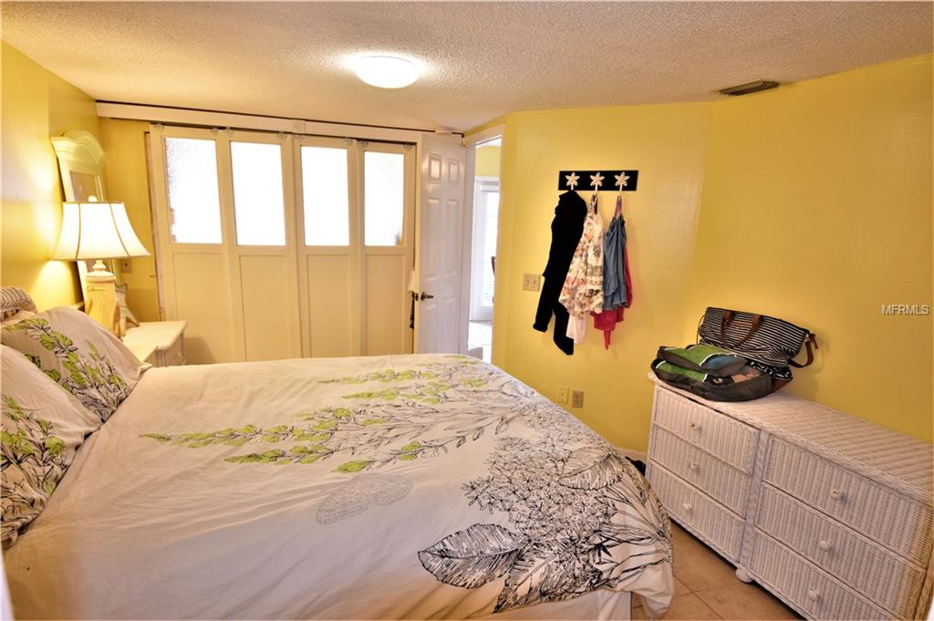 8600 RIDGEWOOD AVENUE, CAPE CANAVERAL, Florida 32920, 1 Bedroom Bedrooms, 3 Rooms Rooms,1 BathroomBathrooms,Residential,For sale,RIDGEWOOD,O5561913