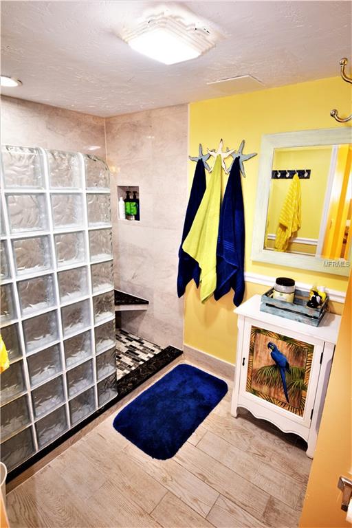 8600 RIDGEWOOD AVENUE, CAPE CANAVERAL, Florida 32920, 1 Bedroom Bedrooms, 3 Rooms Rooms,1 BathroomBathrooms,Residential,For sale,RIDGEWOOD,O5561913