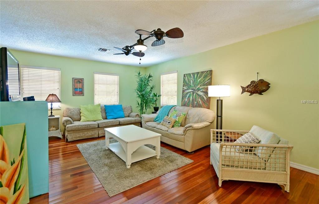 314 64TH ST, HOLMES BEACH, Florida 34217, 4 Bedrooms Bedrooms, 10 Rooms Rooms,2 BathroomsBathrooms,Residential,For sale,64TH ST,A4192538