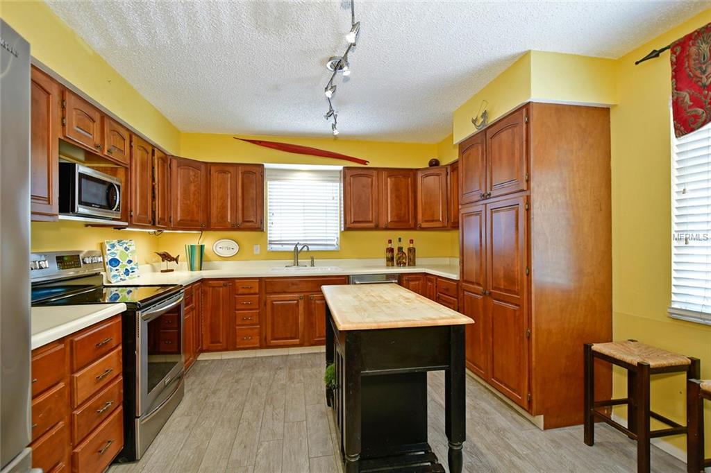 314 64TH ST, HOLMES BEACH, Florida 34217, 4 Bedrooms Bedrooms, 10 Rooms Rooms,2 BathroomsBathrooms,Residential,For sale,64TH ST,A4192538