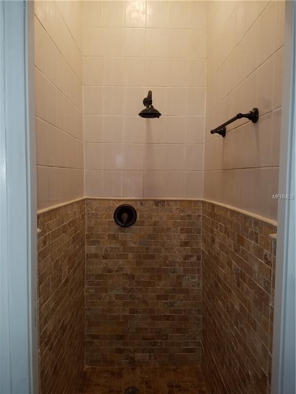 2421 69TH AVENUE S, ST PETERSBURG, Florida 33712, 4 Bedrooms Bedrooms, 8 Rooms Rooms,5 BathroomsBathrooms,Residential,For sale,69TH,T2903167