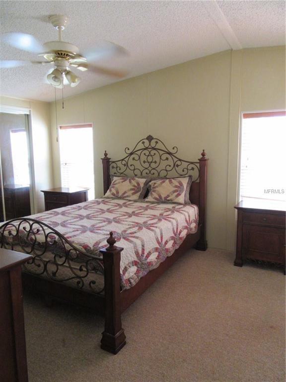 74 ROSALIE OAKS BOULEVARD, LAKE WALES, Florida 33898, 2 Bedrooms Bedrooms, 6 Rooms Rooms,2 BathroomsBathrooms,Residential,For sale,ROSALIE OAKS,K4701765