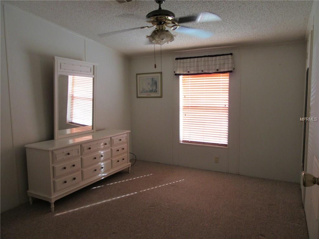 74 ROSALIE OAKS BOULEVARD, LAKE WALES, Florida 33898, 2 Bedrooms Bedrooms, 6 Rooms Rooms,2 BathroomsBathrooms,Residential,For sale,ROSALIE OAKS,K4701765