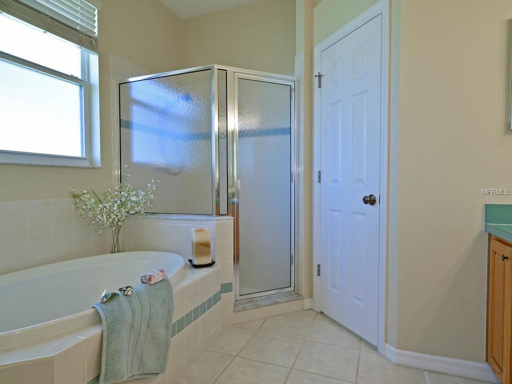 12921 NIGHTSHADE PLACE, LAKEWOOD RANCH, Florida 34202, 3 Bedrooms Bedrooms, 5 Rooms Rooms,2 BathroomsBathrooms,Residential,For sale,NIGHTSHADE,A4200124