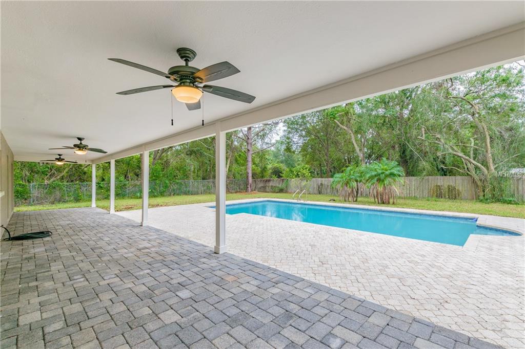 12974 96TH AVENUE, SEMINOLE, Florida 33776, 4 Bedrooms Bedrooms, 9 Rooms Rooms,3 BathroomsBathrooms,Residential,For sale,96TH,U7843082