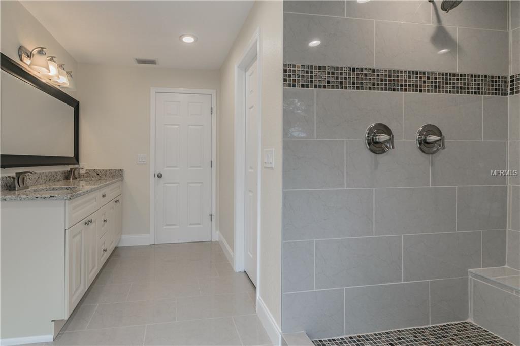 12974 96TH AVENUE, SEMINOLE, Florida 33776, 4 Bedrooms Bedrooms, 9 Rooms Rooms,3 BathroomsBathrooms,Residential,For sale,96TH,U7843082