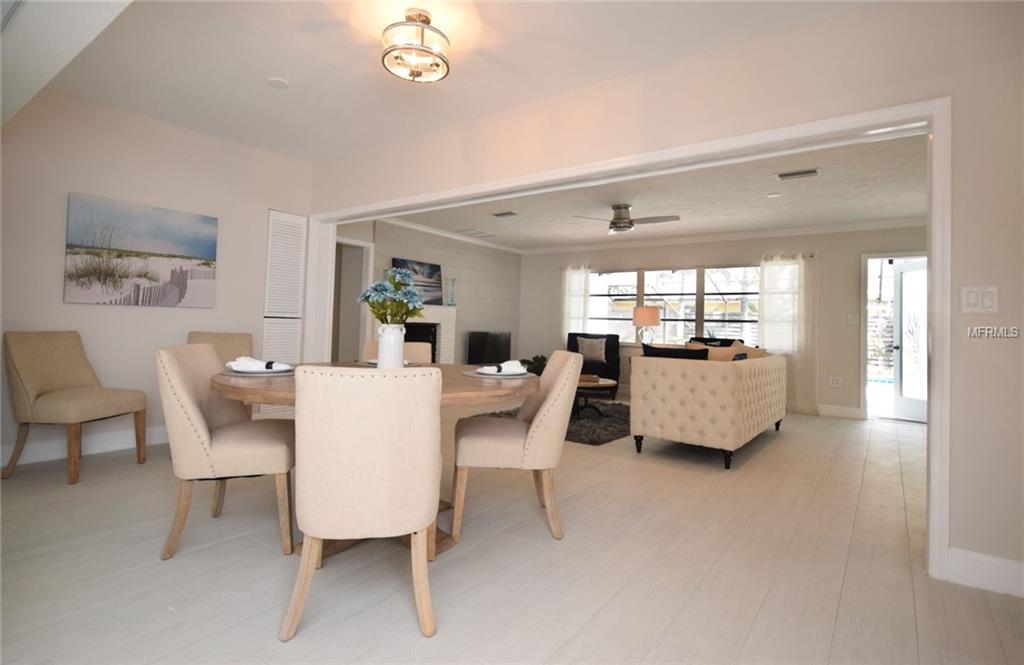 6 CORNWELL ON THE GULF, VENICE, Florida 34285, 3 Bedrooms Bedrooms, 5 Rooms Rooms,2 BathroomsBathrooms,Residential,For sale,CORNWELL ON THE GULF,A4207637