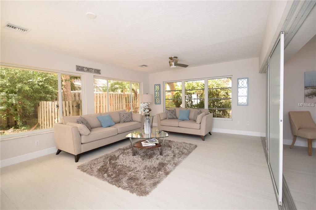 6 CORNWELL ON THE GULF, VENICE, Florida 34285, 3 Bedrooms Bedrooms, 5 Rooms Rooms,2 BathroomsBathrooms,Residential,For sale,CORNWELL ON THE GULF,A4207637