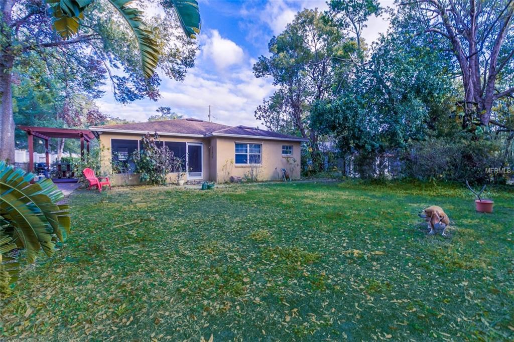 208 S GLENWOOD AVENUE, ORLANDO, Florida 32803, 2 Bedrooms Bedrooms, 6 Rooms Rooms,2 BathroomsBathrooms,Residential,For sale,GLENWOOD,O5559334