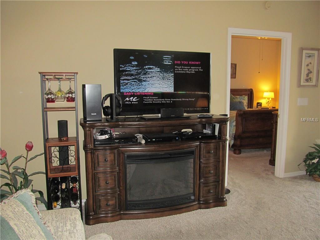 6663 DREWRYS BLUFF, BRADENTON, Florida 34203, 2 Bedrooms Bedrooms, 4 Rooms Rooms,2 BathroomsBathrooms,Residential,For sale,DREWRYS,A4209106