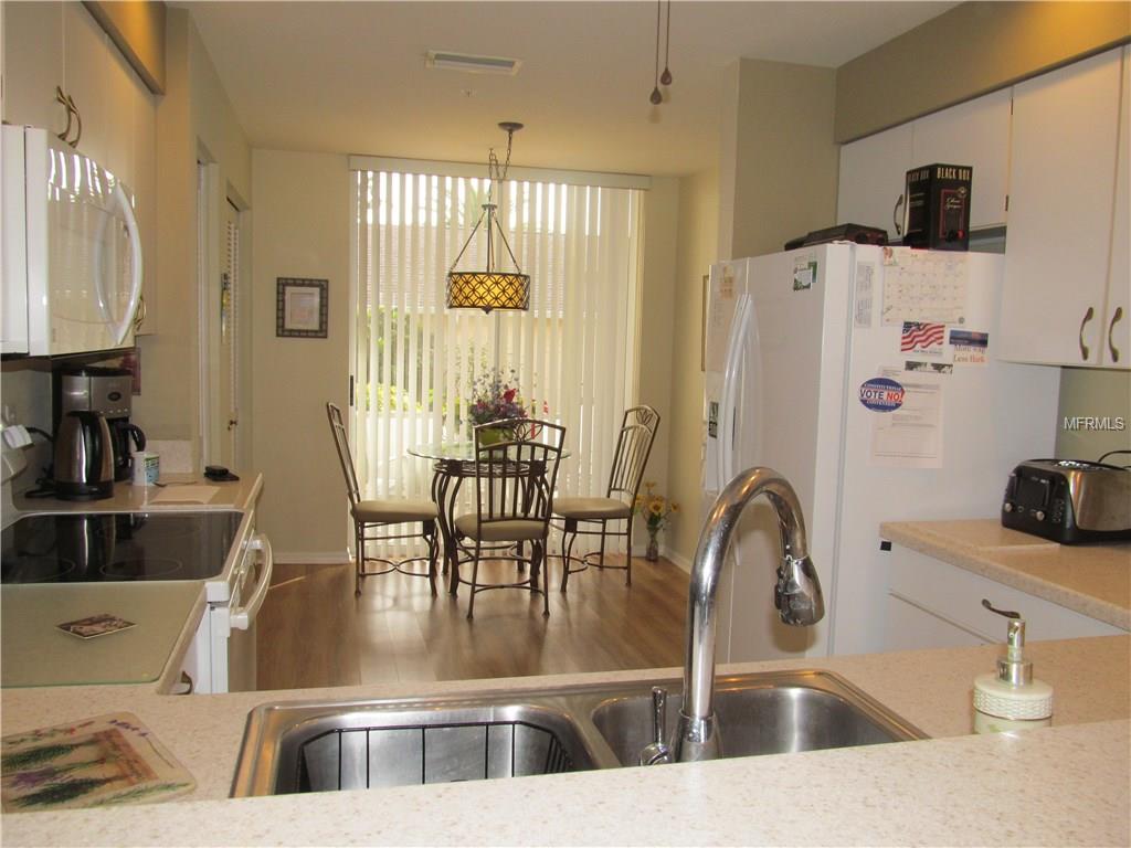 6663 DREWRYS BLUFF, BRADENTON, Florida 34203, 2 Bedrooms Bedrooms, 4 Rooms Rooms,2 BathroomsBathrooms,Residential,For sale,DREWRYS,A4209106