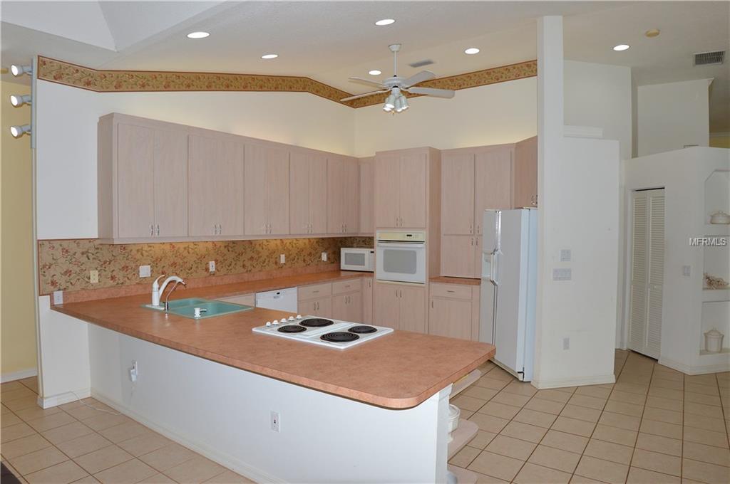 4160 WOODLAND BOULEVARD, NORTH PORT, Florida 34291, 3 Bedrooms Bedrooms, 7 Rooms Rooms,2 BathroomsBathrooms,Residential,For sale,WOODLAND,N5916358