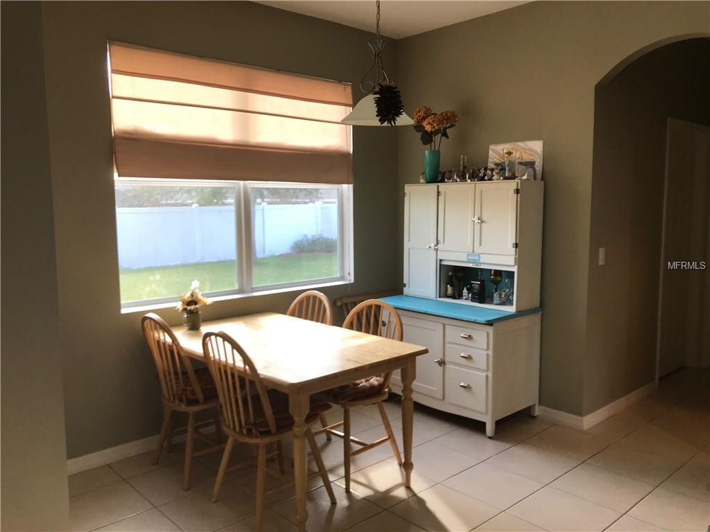 715 BAINBRIDGE LOOP, WINTER GARDEN, Florida 34787, 4 Bedrooms Bedrooms, 10 Rooms Rooms,3 BathroomsBathrooms,Residential,For sale,BAINBRIDGE,O5553277