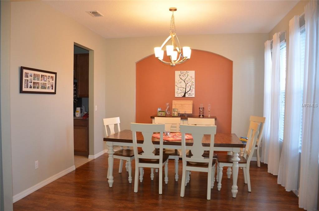 715 BAINBRIDGE LOOP, WINTER GARDEN, Florida 34787, 4 Bedrooms Bedrooms, 10 Rooms Rooms,3 BathroomsBathrooms,Residential,For sale,BAINBRIDGE,O5553277