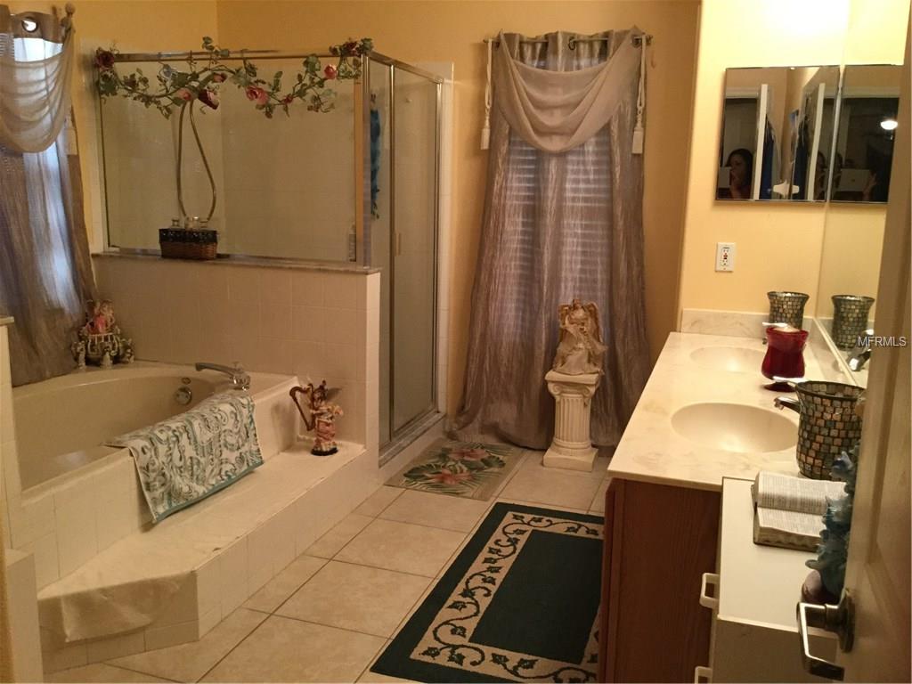 916 AMBOISE LANE, KISSIMMEE, Florida 34759, 4 Bedrooms Bedrooms, 9 Rooms Rooms,2 BathroomsBathrooms,Residential,For sale,AMBOISE,O5558644