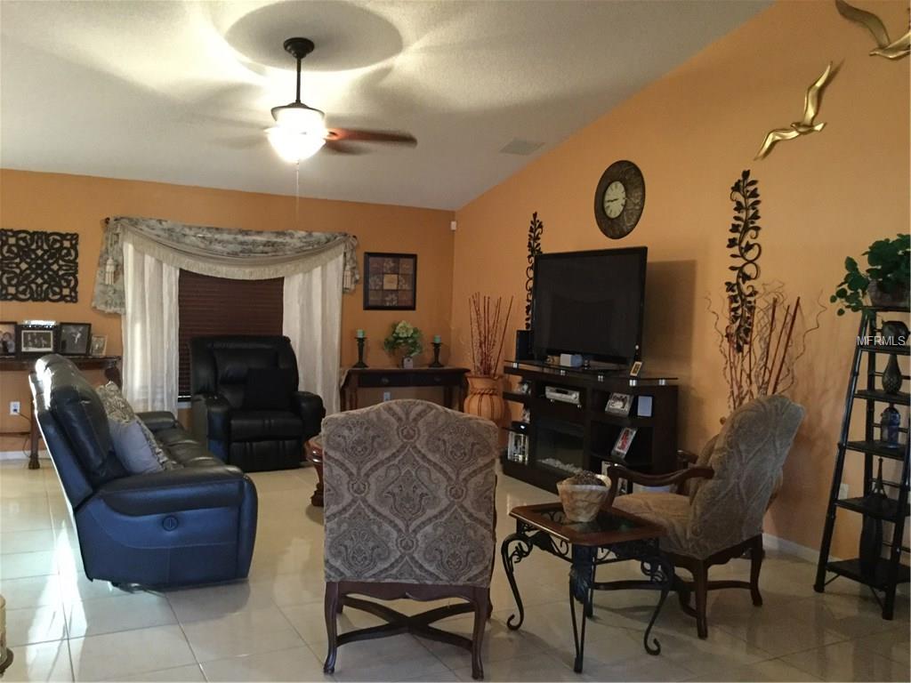 916 AMBOISE LANE, KISSIMMEE, Florida 34759, 4 Bedrooms Bedrooms, 9 Rooms Rooms,2 BathroomsBathrooms,Residential,For sale,AMBOISE,O5558644