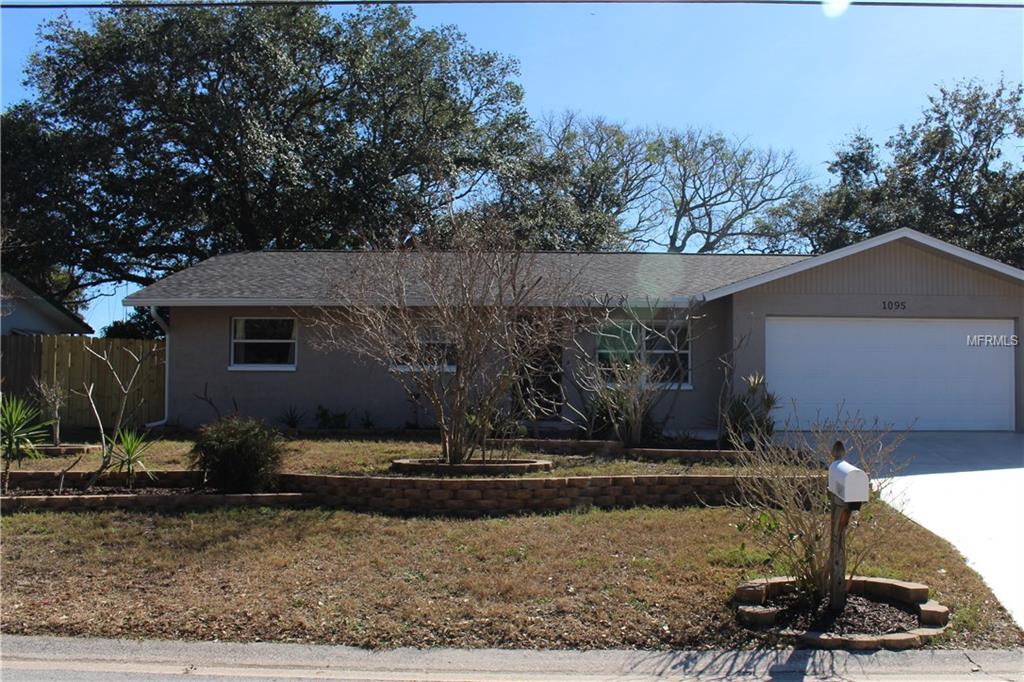 1095 MARY JANE LANE, DUNEDIN, Florida 34698, 3 Bedrooms Bedrooms, 3 Rooms Rooms,2 BathroomsBathrooms,Residential,For sale,MARY JANE,U7846345