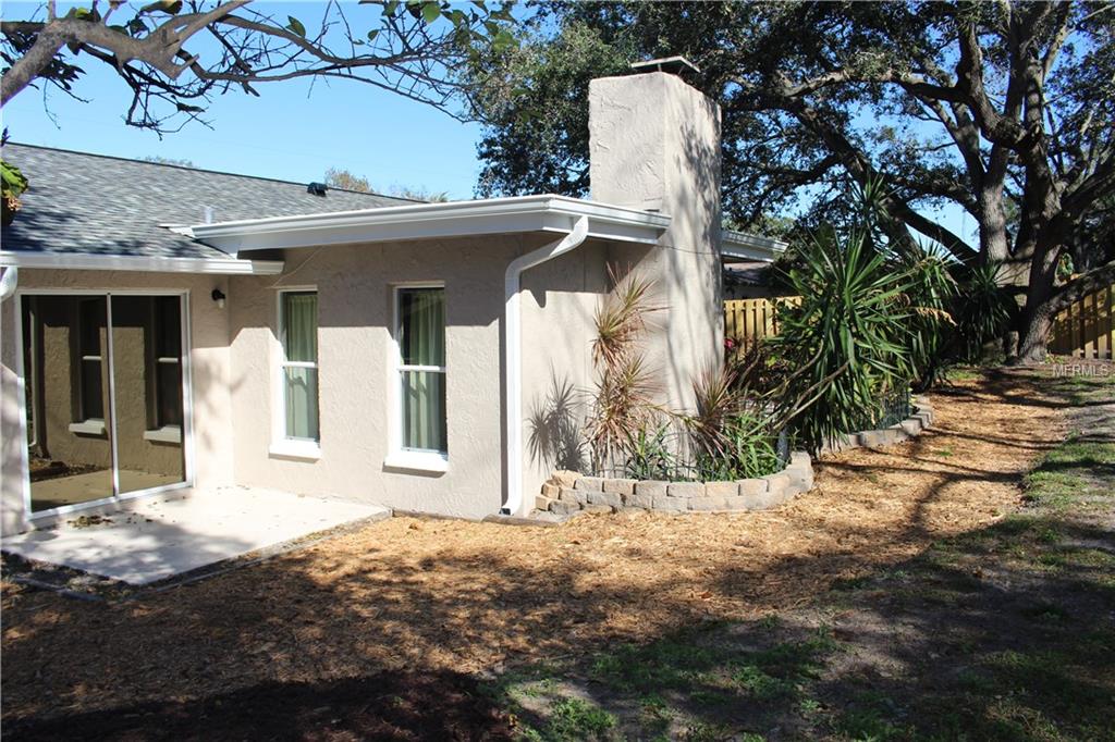 1095 MARY JANE LANE, DUNEDIN, Florida 34698, 3 Bedrooms Bedrooms, 3 Rooms Rooms,2 BathroomsBathrooms,Residential,For sale,MARY JANE,U7846345