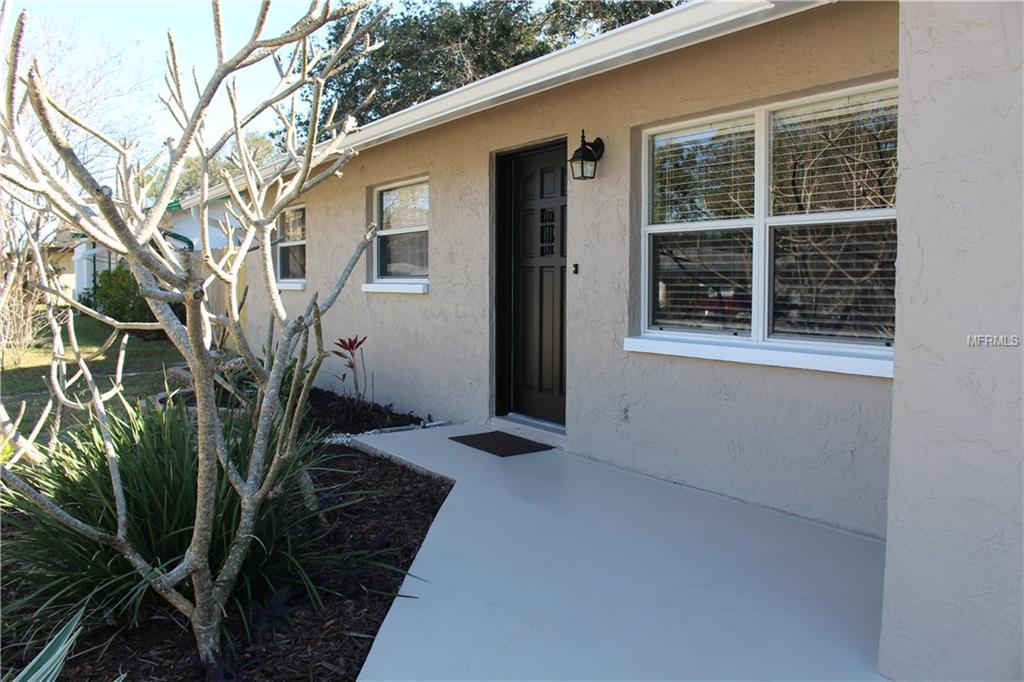 1095 MARY JANE LANE, DUNEDIN, Florida 34698, 3 Bedrooms Bedrooms, 3 Rooms Rooms,2 BathroomsBathrooms,Residential,For sale,MARY JANE,U7846345