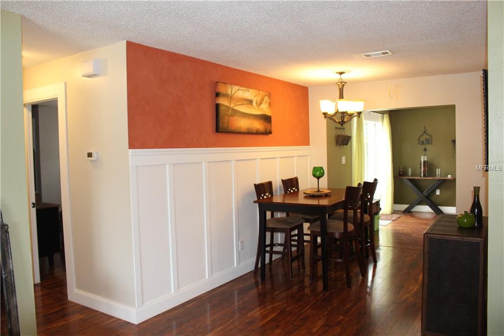 1095 MARY JANE LANE, DUNEDIN, Florida 34698, 3 Bedrooms Bedrooms, 3 Rooms Rooms,2 BathroomsBathrooms,Residential,For sale,MARY JANE,U7846345