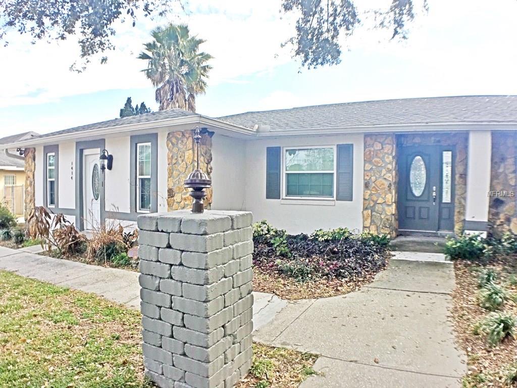 1414 ALAMEDA DRIVE S, LAKELAND, Florida 33805, 4 Bedrooms Bedrooms, 3 Rooms Rooms,2 BathroomsBathrooms,Residential,For sale,ALAMEDA,P4718937