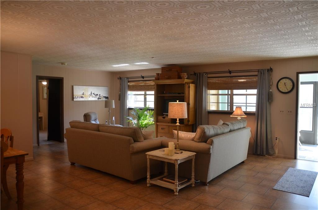 2843 NEIL ROAD, APOPKA, Florida 32703, 2 Bedrooms Bedrooms, 7 Rooms Rooms,2 BathroomsBathrooms,Residential,For sale,NEIL,V4722828