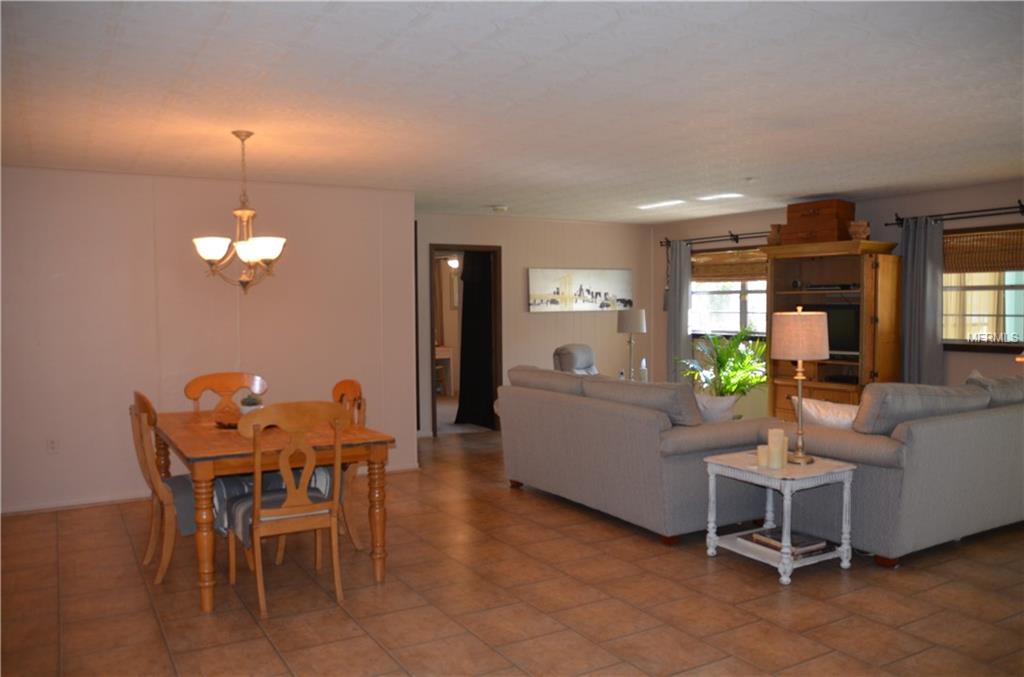 2843 NEIL ROAD, APOPKA, Florida 32703, 2 Bedrooms Bedrooms, 7 Rooms Rooms,2 BathroomsBathrooms,Residential,For sale,NEIL,V4722828