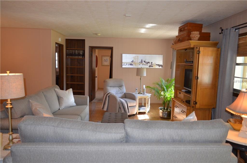 2843 NEIL ROAD, APOPKA, Florida 32703, 2 Bedrooms Bedrooms, 7 Rooms Rooms,2 BathroomsBathrooms,Residential,For sale,NEIL,V4722828