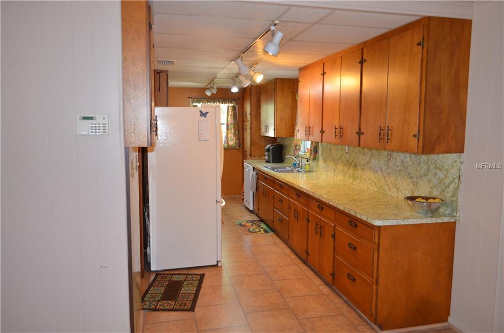 2843 NEIL ROAD, APOPKA, Florida 32703, 2 Bedrooms Bedrooms, 7 Rooms Rooms,2 BathroomsBathrooms,Residential,For sale,NEIL,V4722828