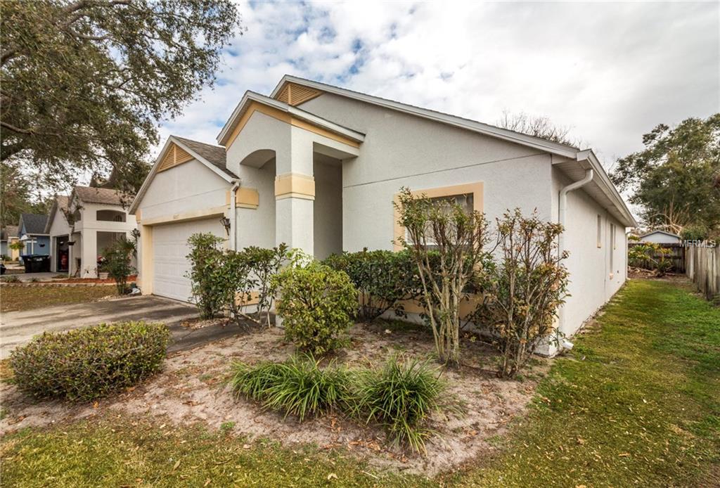 8607 ROSA VISTA AVENUE, ORLANDO, Florida 32810, 3 Bedrooms Bedrooms, 6 Rooms Rooms,2 BathroomsBathrooms,Residential,For sale,ROSA VISTA,O5561788