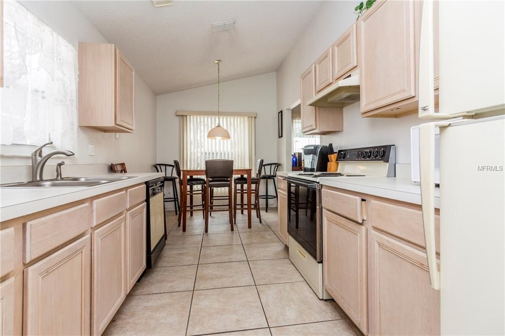 8607 ROSA VISTA AVENUE, ORLANDO, Florida 32810, 3 Bedrooms Bedrooms, 6 Rooms Rooms,2 BathroomsBathrooms,Residential,For sale,ROSA VISTA,O5561788