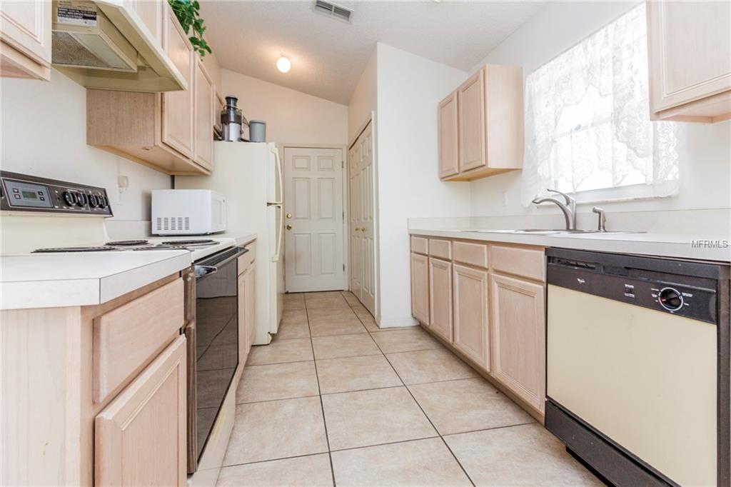 8607 ROSA VISTA AVENUE, ORLANDO, Florida 32810, 3 Bedrooms Bedrooms, 6 Rooms Rooms,2 BathroomsBathrooms,Residential,For sale,ROSA VISTA,O5561788