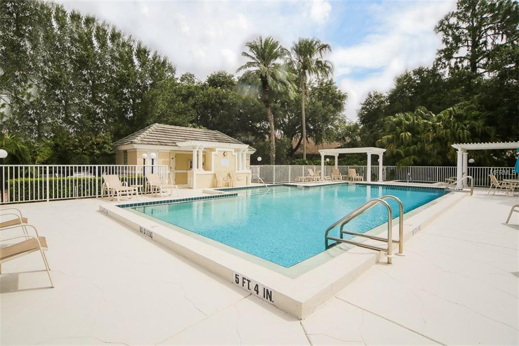 7129 VICTORIA CIRCLE, UNIVERSITY PARK, Florida 34201, 3 Bedrooms Bedrooms, 6 Rooms Rooms,2 BathroomsBathrooms,Residential,For sale,VICTORIA,A4192589
