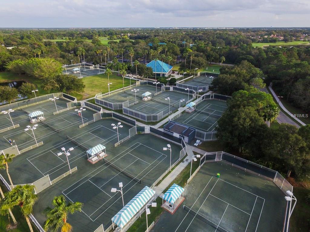 7129 VICTORIA CIRCLE, UNIVERSITY PARK, Florida 34201, 3 Bedrooms Bedrooms, 6 Rooms Rooms,2 BathroomsBathrooms,Residential,For sale,VICTORIA,A4192589