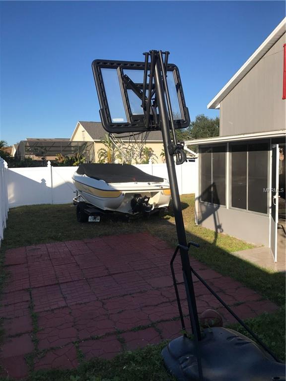 9646 LUPINE AVENUE, ORLANDO, Florida 32824, 4 Bedrooms Bedrooms, 7 Rooms Rooms,2 BathroomsBathrooms,Residential,For sale,LUPINE,S4851297